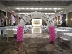 שער בלונים לבריתה עם שמות